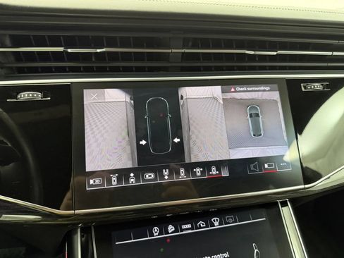 Used 2022 Audi Q8 Prestige AWD/4WD image 42