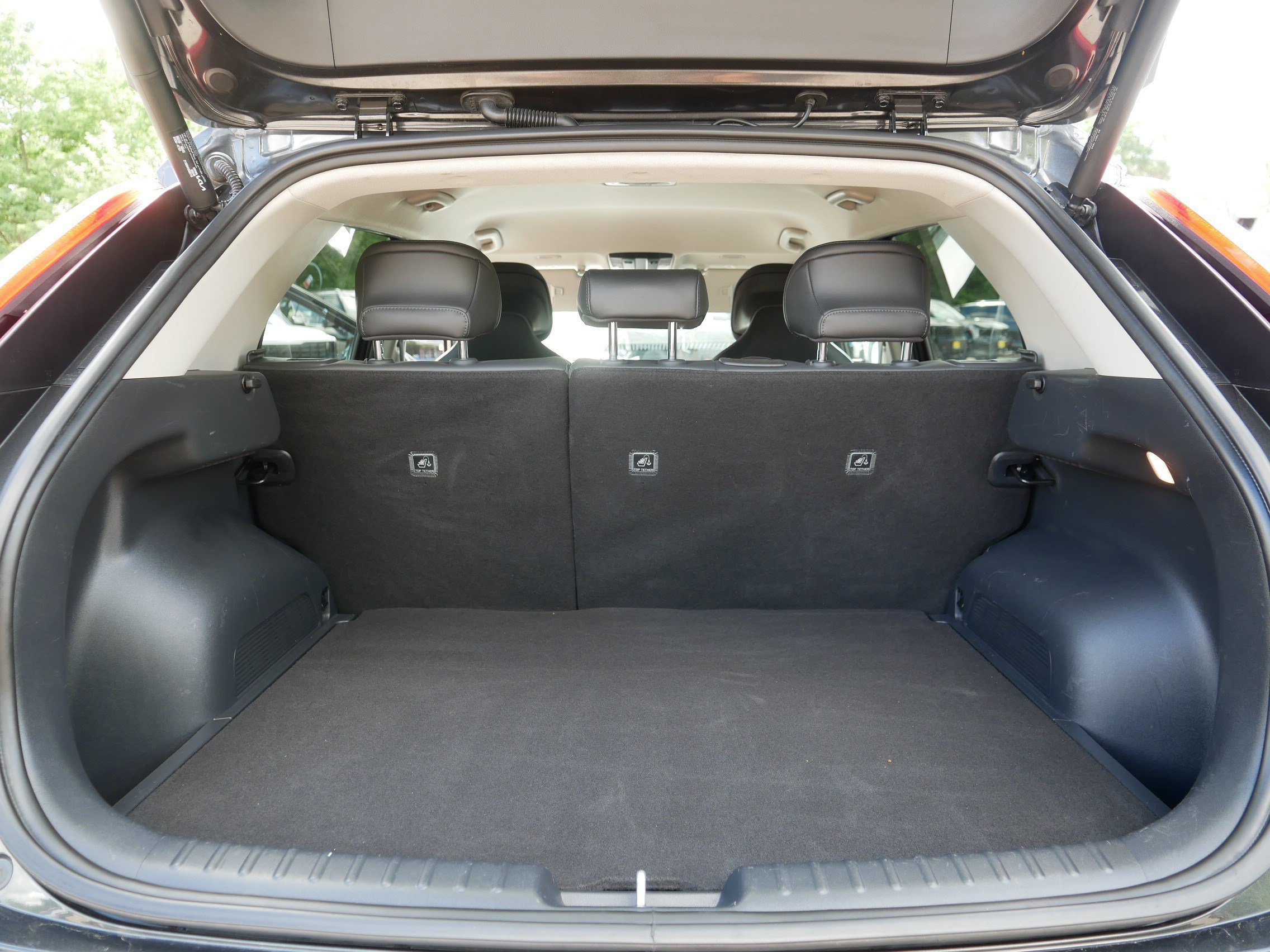Certified 2024 Kia Niro Wind w/ Wind Preserve Package FWD image 18