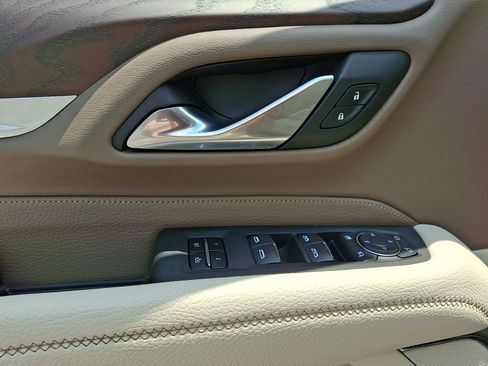 Used 2023 GMC Yukon Denali w/ LPO, Floor Liner Package AWD/4WD image 13