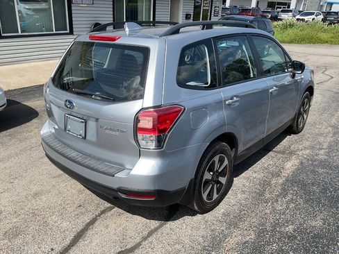 Used 2017 Subaru Forester 2.5i w/ Alloy Wheel Package AWD/4WD image 9