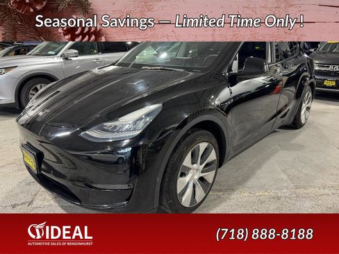 Used 2021 Tesla Model Y Long Range image 1