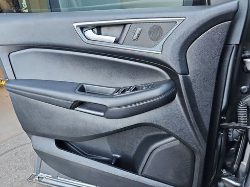 Used 2024 Ford Edge SEL w/ Convenience Package image 27