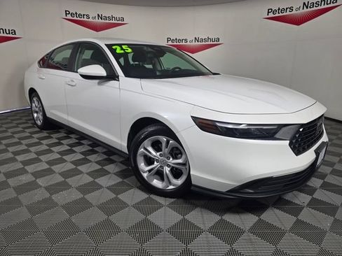 Certified 2025 Honda Accord LX image 1