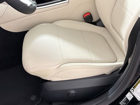 Used 2026 Mercedes-Benz C 300 4MATIC Sedan image 14