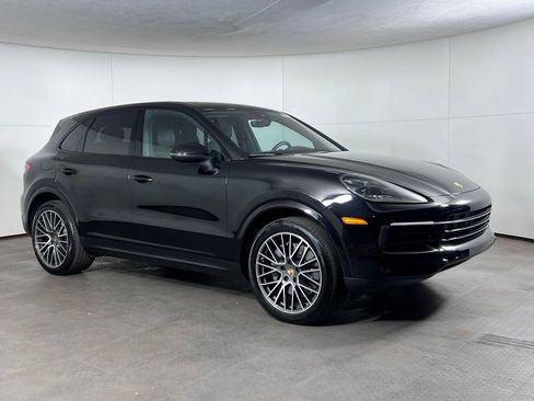 Certified 2023 Porsche Cayenne S AWD/4WD image 9