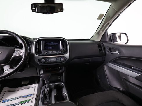 Used 2017 Chevrolet Colorado LT w/ LT Convenience Package image 25