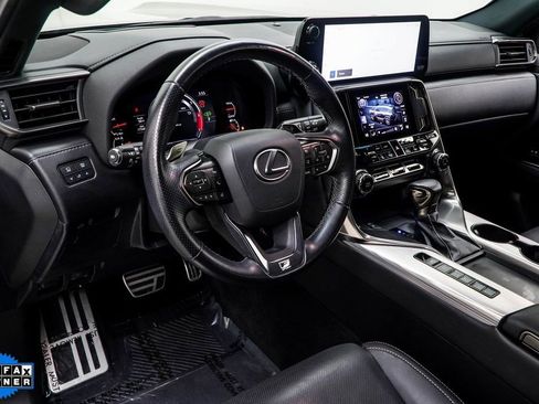 Used 2023 Lexus LX 600 F Sport w/ Accessory Package (Z1) AWD/4WD image 15