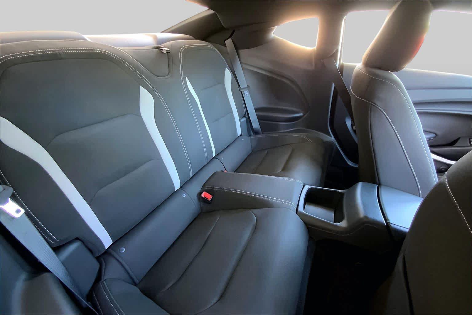 Used 2021 Chevrolet Camaro SS RWD image 20