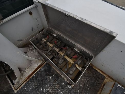 Used 2011 Ford F450 XL w/ PWR Equipment Group image 33