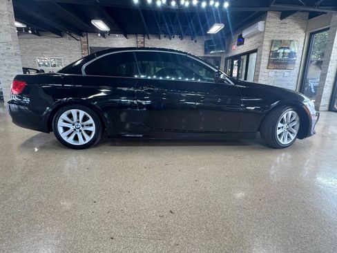 Used 2011 BMW 328i Convertible RWD image 8