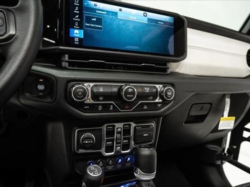 Used 2026 Jeep Wrangler Unlimited Sport image 42