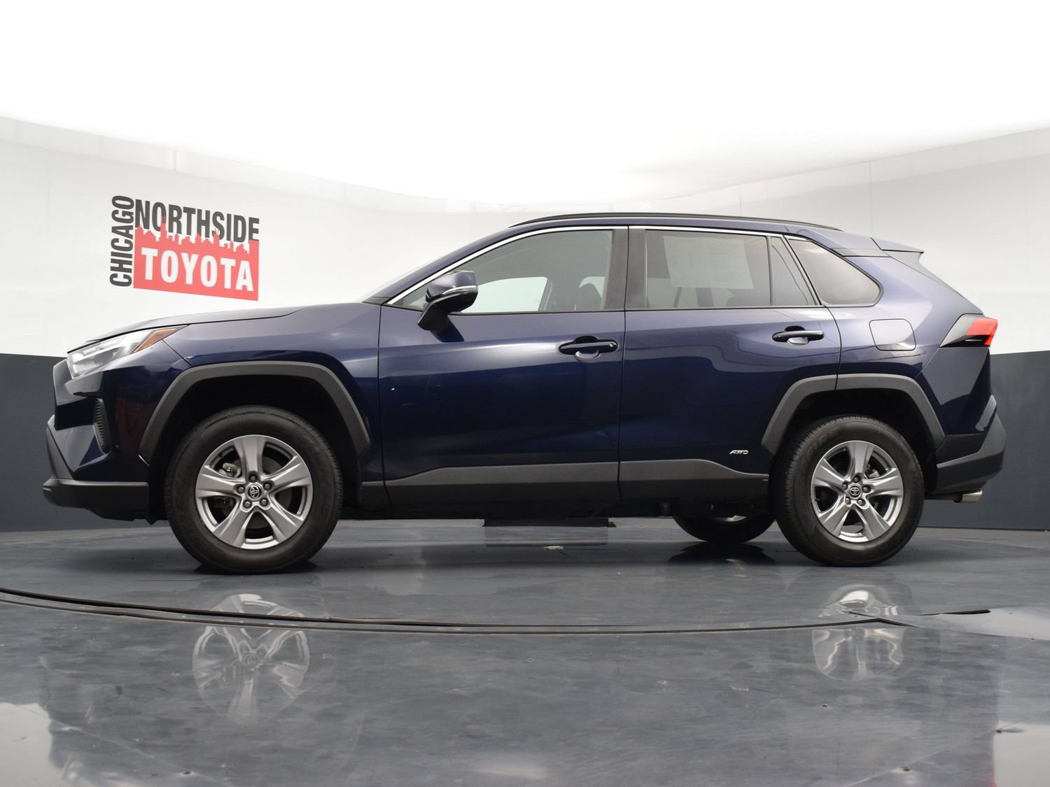 Used 2024 Toyota RAV4 XLE AWD/4WD image 24