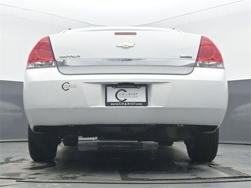 Used 2011 Chevrolet Impala LS image 47