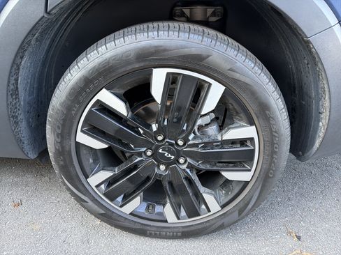 Used 2024 Kia Telluride SX FWD image 10