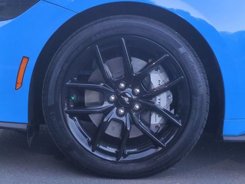 Used 2025 Ford Mustang GT RWD image 19