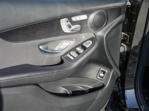 Certified 2022 Mercedes-Benz GLC 300 4MATIC image 19