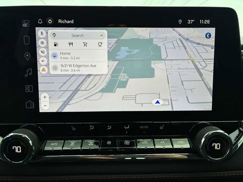 Used 2025 Chevrolet Colorado Z71 w/ Midnight Edition image 14