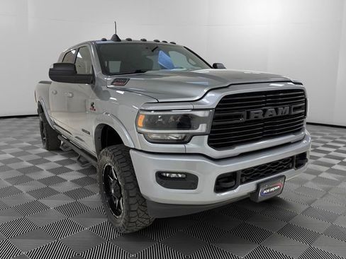 Used 2022 RAM 2500 Laramie w/ Night Edition AWD/4WD image 7