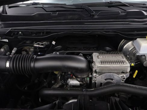 Used 2024 RAM 1500 Laramie RWD image 20