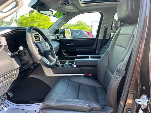 Used 2024 Toyota Tundra Limited w/ TRD Off-Road Package AWD/4WD image 10