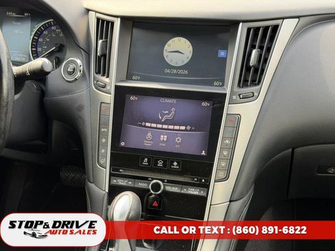 Used 2014 INFINITI Q50 AWD w/ Moonroof Package image 11