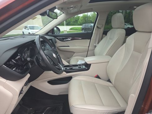 Used 2021 Buick Envision Essence w/ Technology Package I AWD/4WD image 13