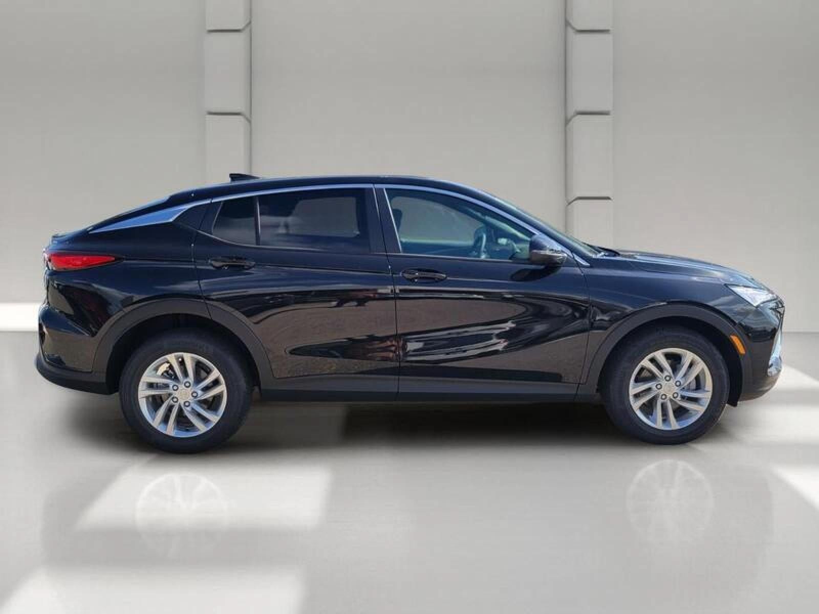 New 2026 Buick Envista Sport Touring w/ Convenience I Package FWD image 4
