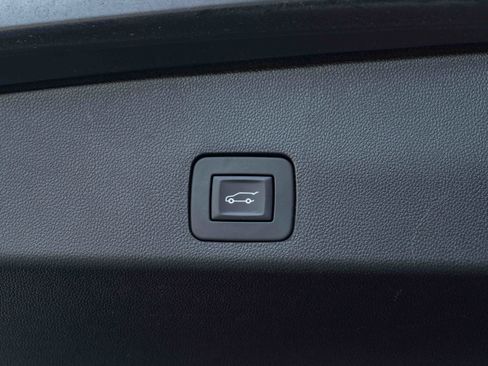 Used 2023 Buick Encore GX Essence w/ Experience Buick Package FWD image 44