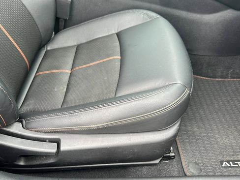 Used 2021 Nissan Altima 2.5 SR image 25