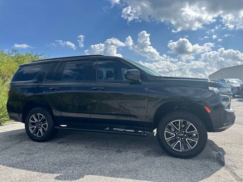 Used 2021 Chevrolet Tahoe Z71 AWD/4WD image 2