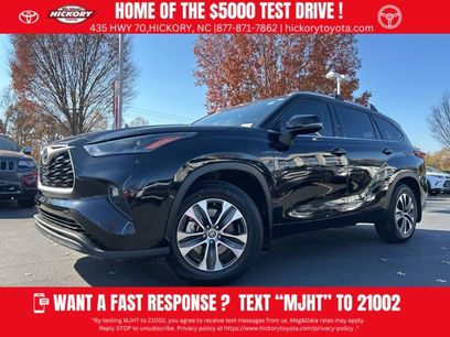 Used 2022 Toyota Highlander XLE