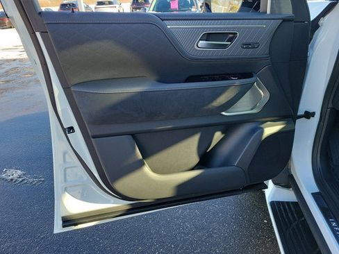 New 2026 INFINITI QX80 Autograph w/ Premium Cargo Package image 55