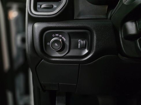 Used 2024 RAM 3500 Tradesman w/ Chrome Appearance Group image 30