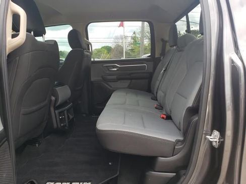 Used 2019 RAM 1500 Big Horn AWD/4WD image 12