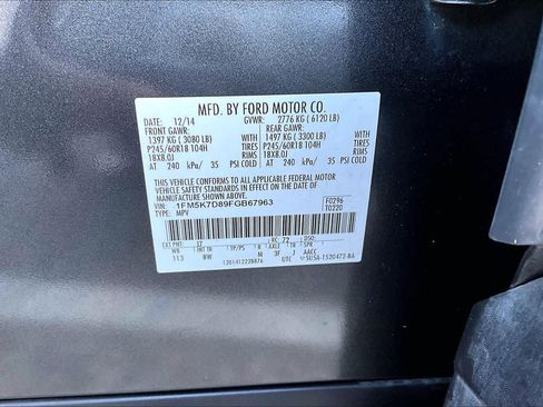 Used 2015 Ford Explorer XLT w/ Equipment Group 202B FWD image 36