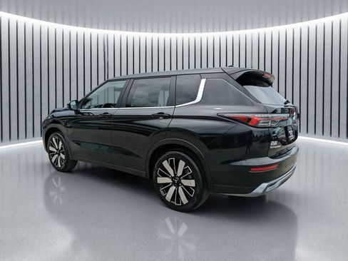 New 2026 Mitsubishi Outlander SE FWD image 6