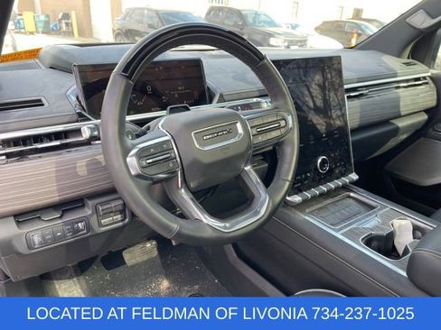 Used 2024 GMC Sierra EV Denali image 7