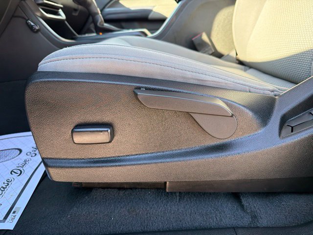 Used 2019 Chevrolet Colorado W/T w/ Custom Special Edition AWD/4WD image 15