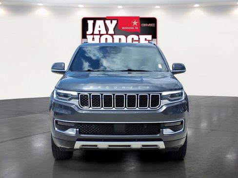 Used 2022 Jeep Wagoneer Series II w/ Premium Group I RWD image 2