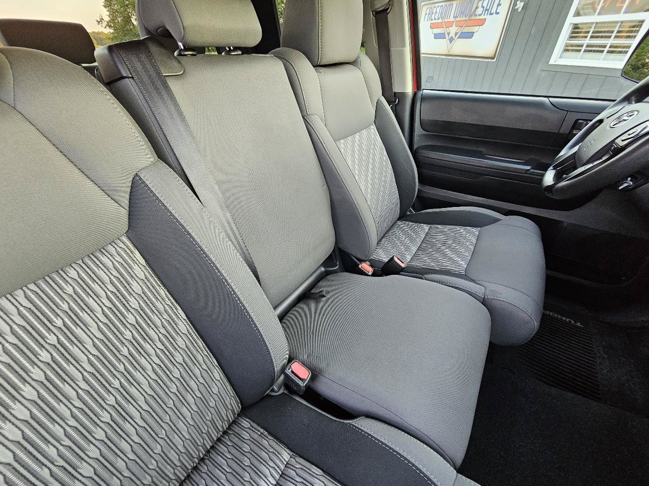 Used 2019 Toyota Tundra SR AWD/4WD image 32
