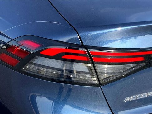 Used 2024 Honda Accord EX image 29