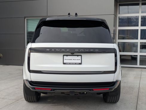 New 2026 Land Rover Range Rover SE image 7