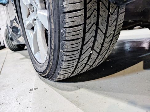 Used 2012 Acura TL w/ Technology Package FWD image 26