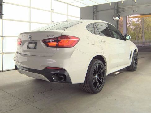 Used 2019 BMW X6 xDrive35i w/ M Sport Package AWD/4WD image 6