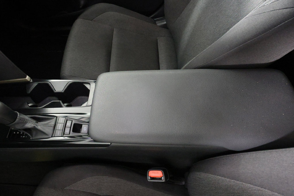Used 2026 Toyota Camry LE FWD image 32