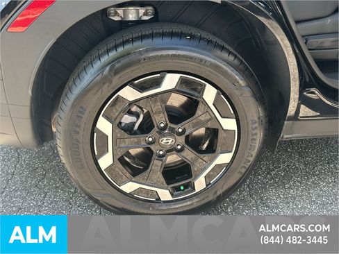 Used 2025 Hyundai Santa Fe SEL FWD image 20