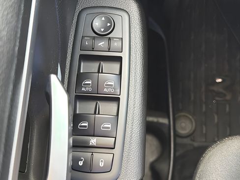 Used 2019 RAM 1500 Big Horn AWD/4WD image 17