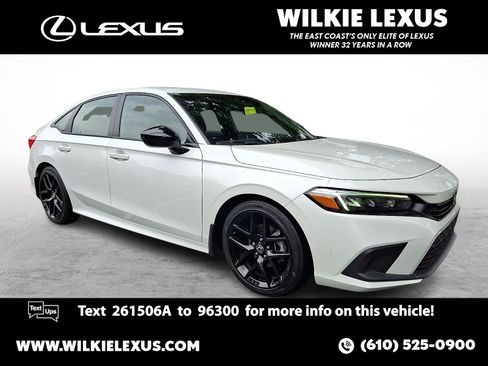 Used 2023 Honda Civic Sport image 1