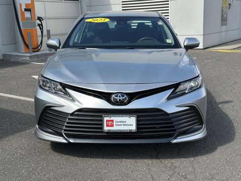 Used 2023 Toyota Camry LE image 2