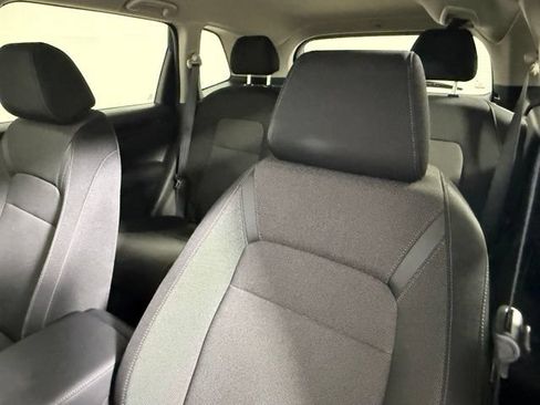 Used 2024 Honda CR-V LX image 28